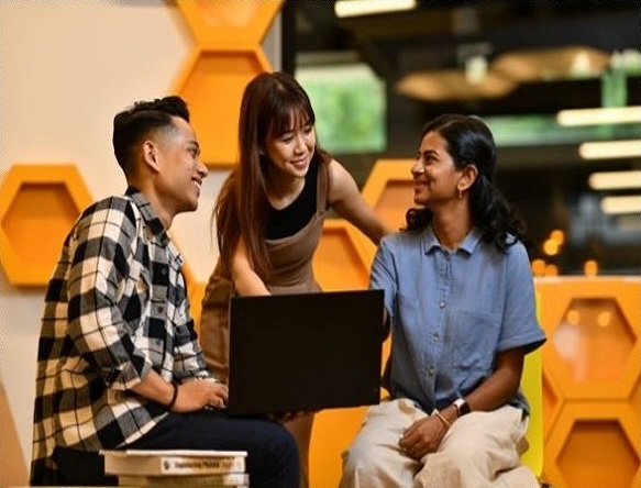 新加坡理工学院入学要求
